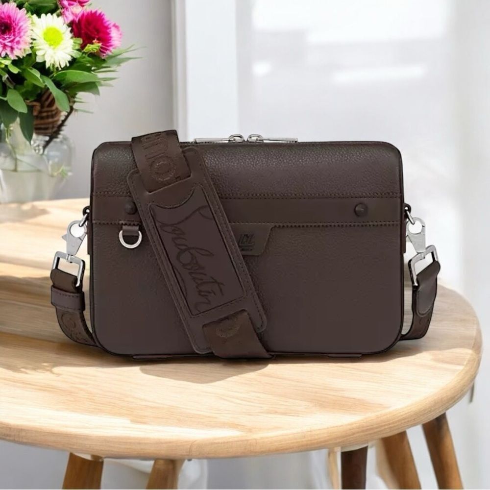 NWT Christian Louboutin Ruisbuddy Messenger Bag